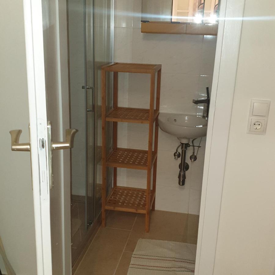 Weisses Appartement Виена Екстериор снимка